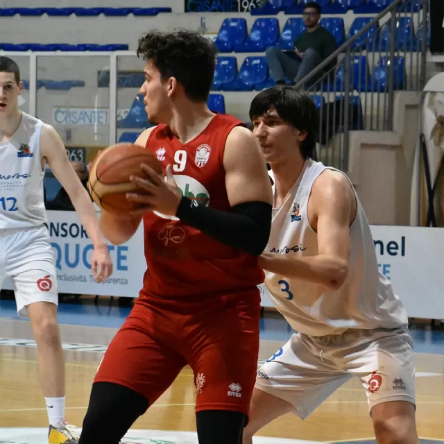 Caio Palmieri Seif - Basketball Player - Small Forward - Photo 04 - Mar-04-2023